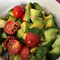 myumyuシンバ's cooksnap of when they made 超簡単　きゅうりとトマトの和え物サラダ.
