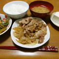 まるまる姉さん's cooksnap of when they made 豚肉と玉ねぎの生姜焼き☆簡単調味料♪.
