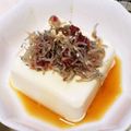 カミツレ＊＊＊'s cooksnap of when they made しらすと梅のさっぱり冷奴.