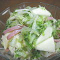 有希-yuki-'s cooksnap of when they made 白菜とハムとりんごのサラダ.