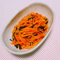 まあまま☆0403's cooksnap of when they made 《簡単♪ 小鉢》人参と塩昆布の和え物.
