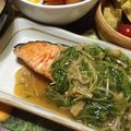 ゆりゆり2's cooksnap of when they made シャケの豆苗&エノキあんかけ.