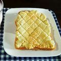 CHIEJO's cooksnap of when they made 残りクッキー生地でメロンパントースト♪.