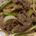 料理スキになってきた's cooksnap of when they made 失敗なし☆牛肉とニンニクの芽炒め.