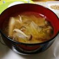 ma04tsu's cooksnap of when they made 簡単＊ランチにも♪しめじとレタスのスープ.