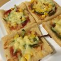 Sana_hpy's cooksnap of when they made ベーコン&コーンで油揚げピザ☆.