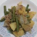 ショコラメロン's cooksnap of when they made 材料2つ♪ そぼろ肉じゃが.