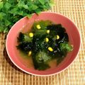 なつき☆ミ's cooksnap of when they made レタスとワカメの即席スープ.