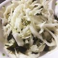 万年新人嫁's cooksnap of when they made ＋1品 乾燥ワカメとキャベツの酢の物.