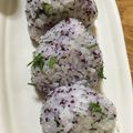 みゃいさん's cooksnap of when they made ゆかりごはん（おにぎり）.