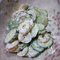 パパの手料理☆'s cooksnap of when they made 簡単5分☆きゅうりとちくわのマヨ胡麻和え.