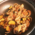 クックAAKMT5☆'s cooksnap of when they made 簡単！豚肉とナスと玉ねぎの炒め物生姜焼風.