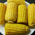 でりーK's cooksnap of when they made 簡単 甘い トウモロコシ 電子レンジ.