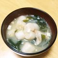 ドルフィンサーモン's cooksnap of when they made ぐーたら娘の味噌汁＊お麩とワカメの味噌汁.