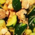 クック1QUBWN☆'s cooksnap of when they made 鶏肉と胡瓜の味噌ダレ炒め.