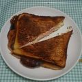 attunIIO's cooksnap of when they made フライパンでホットサンド.