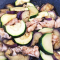 かぼちゃとマヨネーズ's cooksnap of when they made 豚肉とズッキーニとなすの生姜炒め.