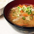 クック4RWBBC☆'s cooksnap of when they made 具沢山の味噌汁④大根とじゃがいもの味噌汁.