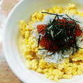 みっちゃん・な's cooksnap of when they made 簡単でうまい！しらすといくら丼.