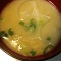 HALYUI's cooksnap of when they made 大根おろしとえのきの味噌汁.