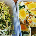 sakuume1's cooksnap of when they made 簡単な油揚げに詰めた野菜と卵.
