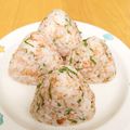 ドルフィンサーモン's cooksnap of when they made 鮭フレ＆大葉の爽やかおにぎり.