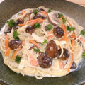 mayuyuキッチン's cooksnap of when they made 簡単　茸クリームパスタ　豆乳使用.