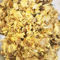 abcdefghｉｊ's cooksnap of when they made 簡単おかず☆茸と豚挽肉のオイスター卵炒め.