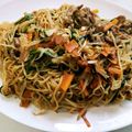 あーるカワイ's cooksnap of when they made 簡単麺レシピ！中華麺でパリとろ焼きそば.