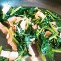 碧kaeru's cooksnap of when they made ほうれん草とベーコンのバター炒め【賄い】.