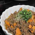 Eye candy's cooksnap of when they made ハニー❤なコロコロさつま芋と挽肉の炒め物.