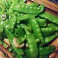yarhag's cooksnap of when they made ●絹さやのガーリック炒め●マクロビ.
