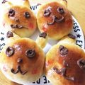♪machiko☆'s cooksnap of when they made 子ども大好き♪ピカチュウのパン.