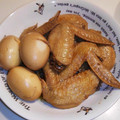 SUchan☆123's cooksnap of when they made 簡単！手羽先とゆで卵の煮物.
