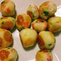 ＊兎美＊'s cooksnap of when they made お弁当に簡単でかわいいはんぺん団子♪.