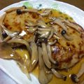 AJRYK's cooksnap of when they made きのこあん♪れんこんハンバーグ.