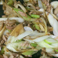 蜜柑の花's cooksnap of when they made 舞茸とネギのツナ缶炒め.