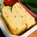emily1022's cooksnap of when they made 我が家のねぎ入りふんわりたまご焼き.
