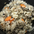xoxokinako's cooksnap of when they made 簡単！秋メニュー♪舞茸の炊き込みごはん.