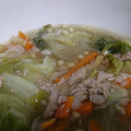ゆみまき＠'s cooksnap of when they made 簡単！レタスと人参 ツナの和風スープ♪.