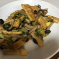 くっくしお's cooksnap of when they made ☺簡単♪焼き油揚げとしめじの味噌炒め☺.