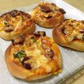 おばさん63's cooksnap of when they made 惣菜パン4個分のレシピ.