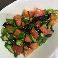 リエル2005's cooksnap of when they made オクラとトマトとワカメの中華和え.