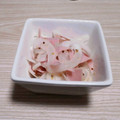 アクセル☆'s cooksnap of when they made 玉ねぎとハムのちょい辛マリネ.