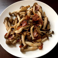 ♡кауо♡'s cooksnap of when they made 簡単！ベーコンとしめじの塩こんマヨ炒め.