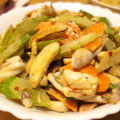 クックDAD's cooksnap of when they made イカと残り野菜のピリマヨ炒め.