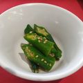 よしやす♪'s cooksnap of when they made めんつゆで！オクラのごま和え.