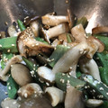 kittycatjp's cooksnap of when they made オクラとしめじの胡麻和え♪.