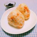 まあまま☆0403's cooksnap of when they made ✿鮭おにぎりにコンブＩＮ✿.