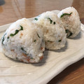こっぷぽ～ん's cooksnap of when they made 梅と大葉✿わさマヨおにぎり.